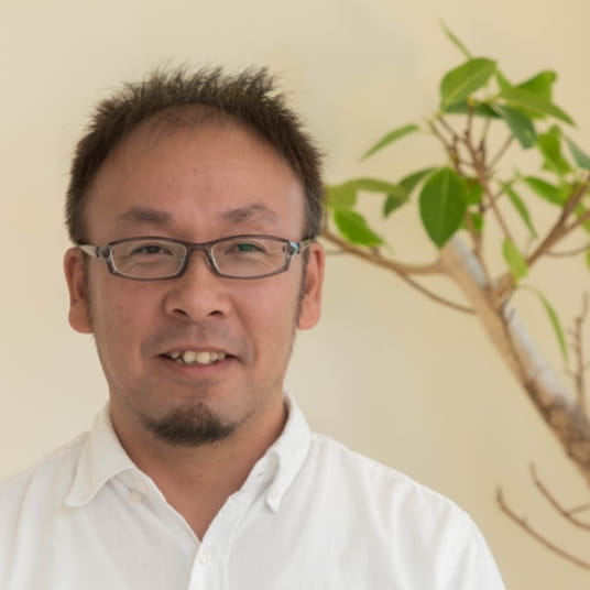 瀬崎 英仁